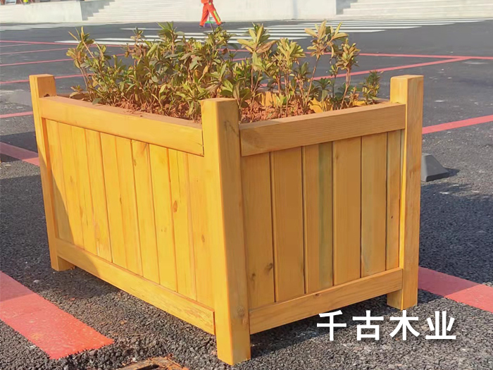 防腐木花箱制作九游会·案例